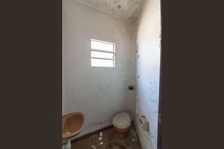 Casa à venda com 250m², 3 quartos e 4 vagasEscritório