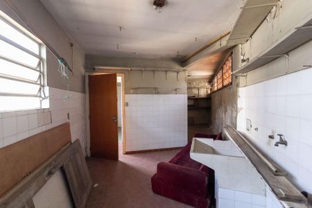 Casa à venda com 250m², 3 quartos e 4 vagasÁrea de Serviço