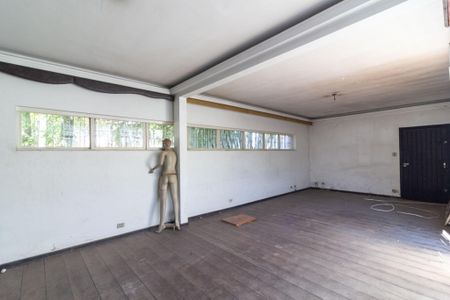 Casa à venda com 250m², 3 quartos e 4 vagasSala
