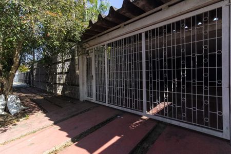 Casa à venda com 250m², 3 quartos e 4 vagasFachada