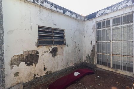 Casa à venda com 250m², 3 quartos e 4 vagasSala - Jardim de inverno
