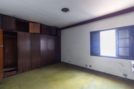 Casa à venda com 250m², 3 quartos e 4 vagasQuarto 1 - Suíte
