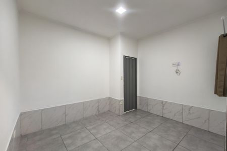 Casa para alugar com 100m², 2 quartos e 2 vagasSuite