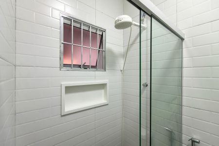 Casa para alugar com 100m², 2 quartos e 2 vagasBanheiro 