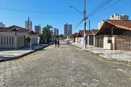 Casa para alugar com 100m², 2 quartos e 2 vagasVista da Rua