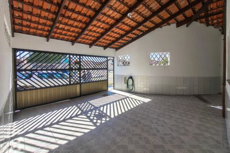 Casa para alugar com 100m², 2 quartos e 2 vagasGaragem
