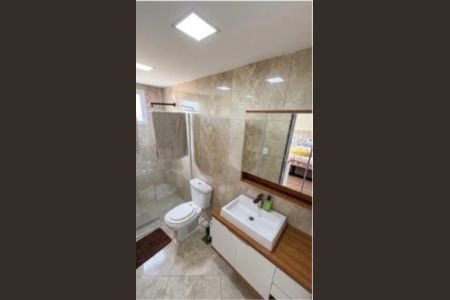 Banheiro 1 de casa de condomínio à venda com 3 quartos, 50m² em Hípica, Porto Alegre