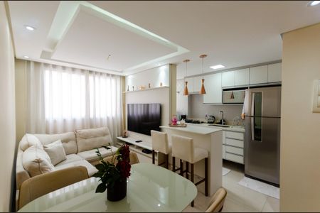 Apartamento à venda com 46m², 2 quartos e 1 vaga Apartamento à venda com 46m², 2 quartos e 1 vagaSala