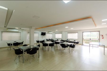 Apartamento à venda com 46m², 2 quartos e 1 vaga Apartamento à venda com 46m², 2 quartos e 1 vagaÁrea comum - Salão de festas