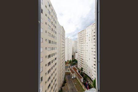 Apartamento à venda com 46m², 2 quartos e 1 vaga Apartamento à venda com 46m², 2 quartos e 1 vagaQuarto - Closet - Janela