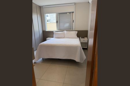 Quarto de apartamento à venda com 4 quartos, 193m² em Pampulha, Belo Horizonte
