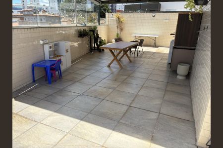 Apartamento à venda com 193m², 4 quartos e 2 vagasÁrea externa