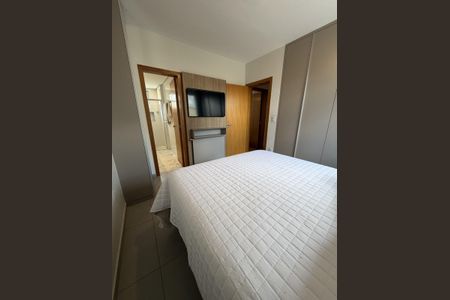 Apartamento à venda com 193m², 4 quartos e 2 vagasQuarto