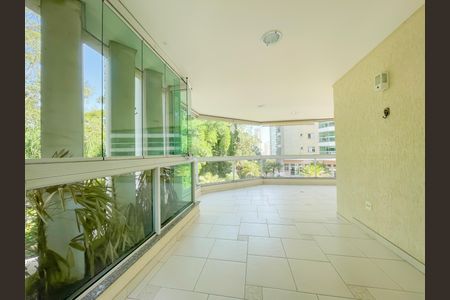 Apartamento à venda com 456m², 4 quartos e 6 vagasSacada