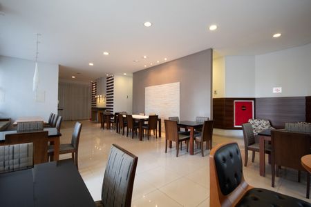Apartamento à venda com 456m², 4 quartos e 6 vagasÁrea comum - Salão de festas