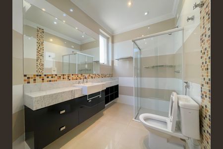 Apartamento à venda com 456m², 4 quartos e 6 vagasBanheiro da Suíte 2