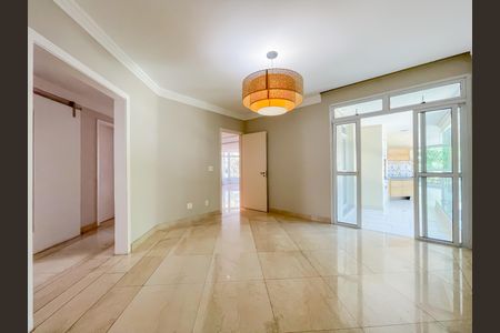 Apartamento à venda com 456m², 4 quartos e 6 vagasSala 2