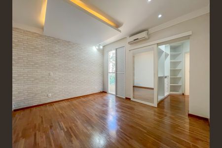 Apartamento à venda com 456m², 4 quartos e 6 vagasSuíte 2