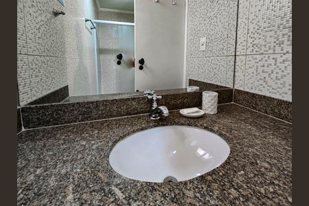Banheiro de apartamento para alugar com 2 quartos, 86m² em Jardim Paraiba, Jacareí