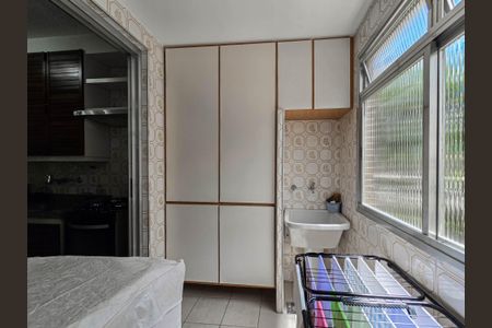Apartamento para alugar com 86m², 2 quartos e sem vagaÁrea de Serviço