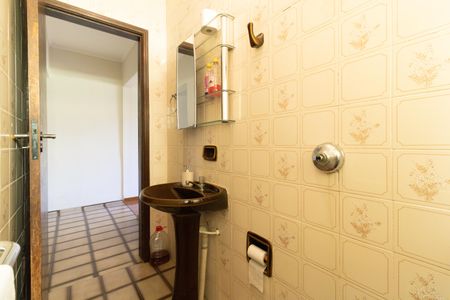 Casa à venda com 100m², 3 quartos e 4 vagasBanheiro