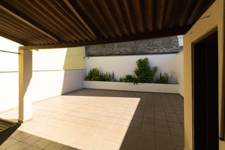 Casa à venda com 100m², 3 quartos e 4 vagasVista do Quarto 1