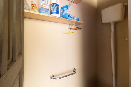 Casa à venda com 100m², 3 quartos e 4 vagasBanheiro Externo