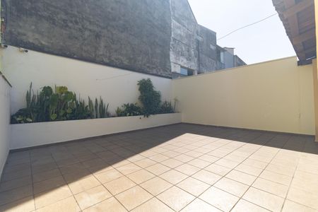Casa à venda com 100m², 3 quartos e 4 vagasQuintal