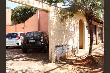 Apartamento para alugar com 37m², 1 quarto e 1 vagaFachada