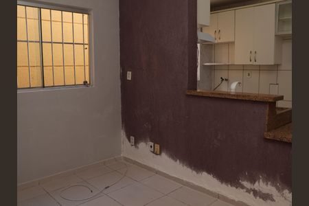 sala e cozinha de apartamento para alugar com 1 quarto, 37m² em Setor Negrão de Lima, Goiânia