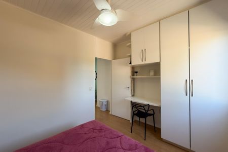 Casa de condomínio para alugar com 72m², 2 quartos e 2 vagasQuarto 1