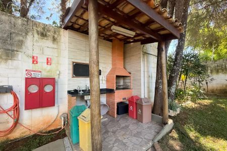 Casa de condomínio para alugar com 72m², 2 quartos e 2 vagasÁrea comum - Churrasqueira