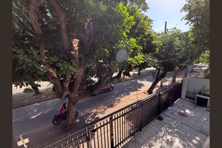 Apartamento para alugar com 75m², 2 quartos e 1 vagaVaranda