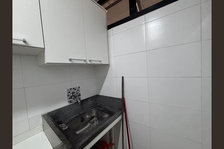 Apartamento para alugar com 75m², 2 quartos e 1 vagaÁrea de Serviço