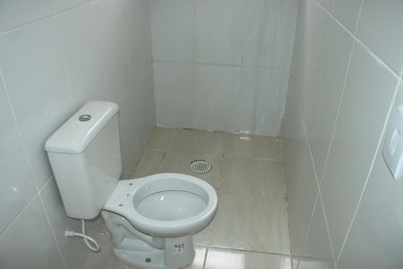 Casa de condomínio para alugar com 77m², 3 quartos e 2 vagasBanheiro 1
