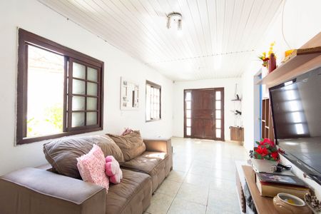 Casa para alugar com 80m², 2 quartos e 2 vagas Casa para alugar com 80m², 2 quartos e 2 vagasSala