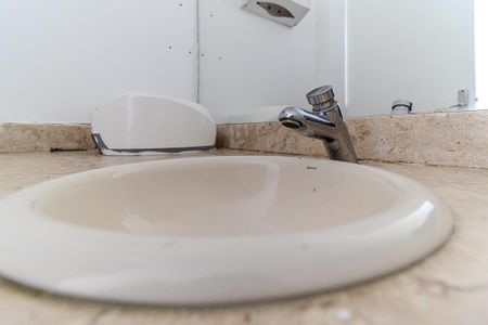 Casa à venda com 180m², 4 quartos e 2 vagas Casa à venda com 180m², 4 quartos e 2 vagasLavabo