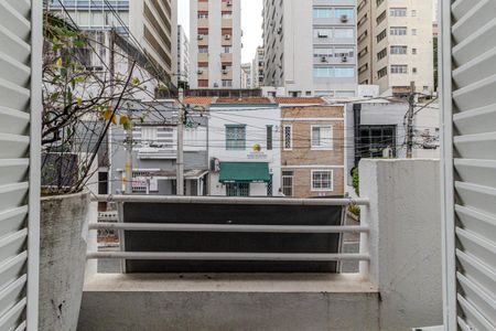 Casa à venda com 180m², 4 quartos e 2 vagas Casa à venda com 180m², 4 quartos e 2 vagasVaranda do Quarto 3
