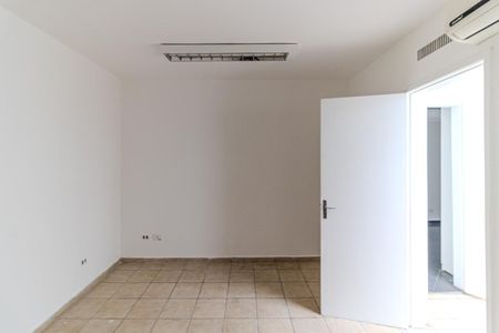 Casa à venda com 180m², 4 quartos e 2 vagas Casa à venda com 180m², 4 quartos e 2 vagasQuarto 1