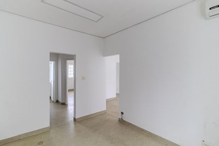 Casa à venda com 180m², 4 quartos e 2 vagas Casa à venda com 180m², 4 quartos e 2 vagasQuarto 2