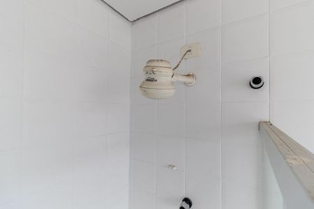 Casa à venda com 180m², 4 quartos e 2 vagas Casa à venda com 180m², 4 quartos e 2 vagasBanheiro