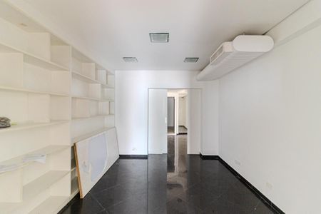 Sala 3 de casa à venda com 4 quartos, 180m² em Higienópolis, São Paulo