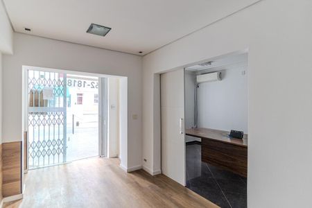 Sala 1 de casa à venda com 4 quartos, 180m² em Higienópolis, São Paulo