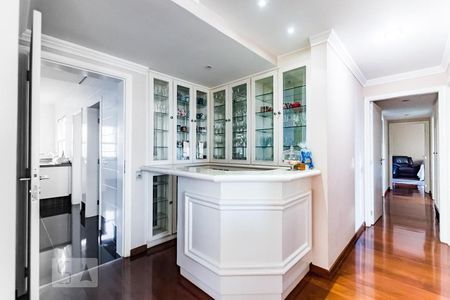 Apartamento para alugar com 220m², 3 quartos e 3 vagasSala