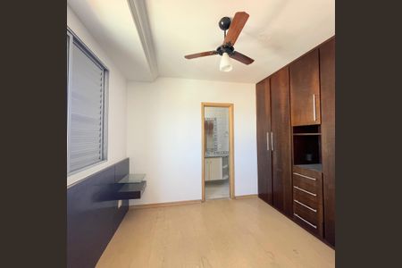 Apartamento à venda com 165m², 4 quartos e 2 vagasQuarto 01 suíte