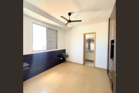 Apartamento à venda com 165m², 4 quartos e 2 vagasQuarto 01 suíte