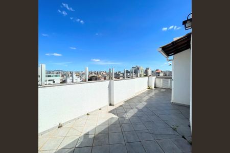 Apartamento à venda com 165m², 4 quartos e 2 vagasTerraço Cobertura