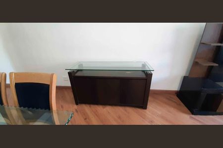 Apartamento para alugar com 3 quartos, 76m² em Km 18, Osasco