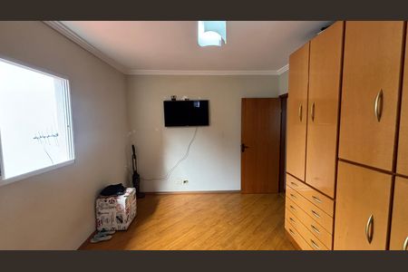 Casa para alugar com 178m², 3 quartos e 4 vagas Casa para alugar com 178m², 3 quartos e 4 vagasQuarto 2