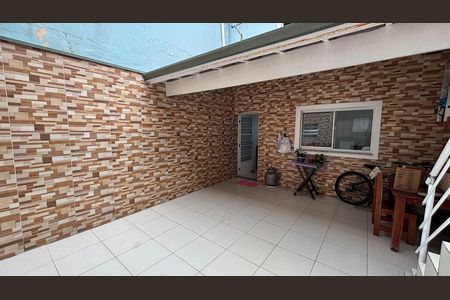 Casa para alugar com 178m², 3 quartos e 4 vagas Casa para alugar com 178m², 3 quartos e 4 vagasQuintal - Area de Serviço